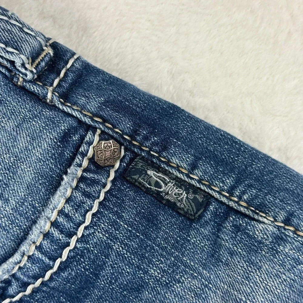 Silver Jeans Toni Shorts Womens 27 Medium Wash Distressed Y2K Denim‎